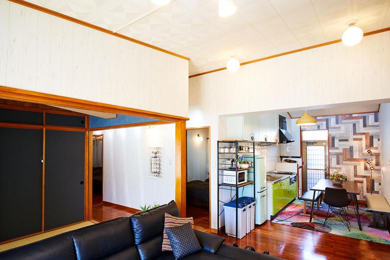 Villa Terrace House Tsubokawa à Naha Extérieur photo